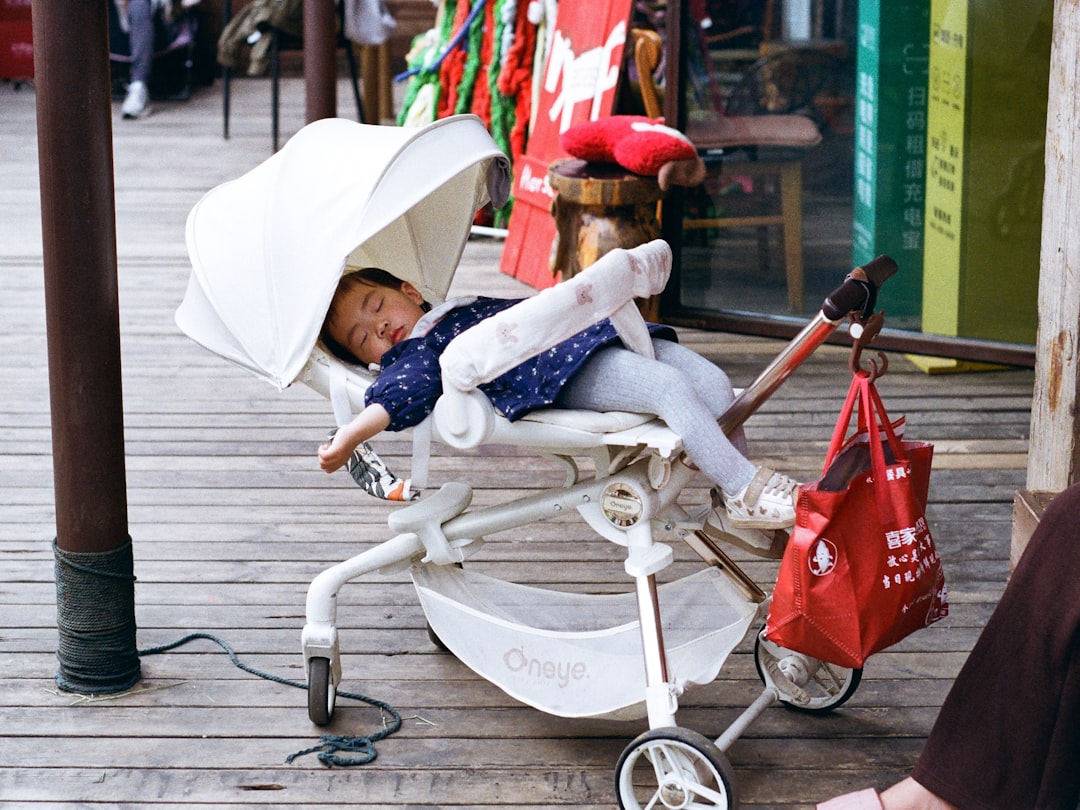 Joggers vs Regular Strollers How to Navigate Puerto Vallarta’s Cobblestone Streets Stress-Free